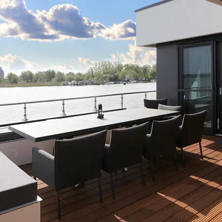 بيت للعطل Floatinghouse Ankerplatz ريبنيتس-دامغارتن