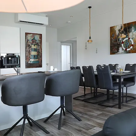 Floatinghouse Ankerplatz ريبنيتس-دامغارتن